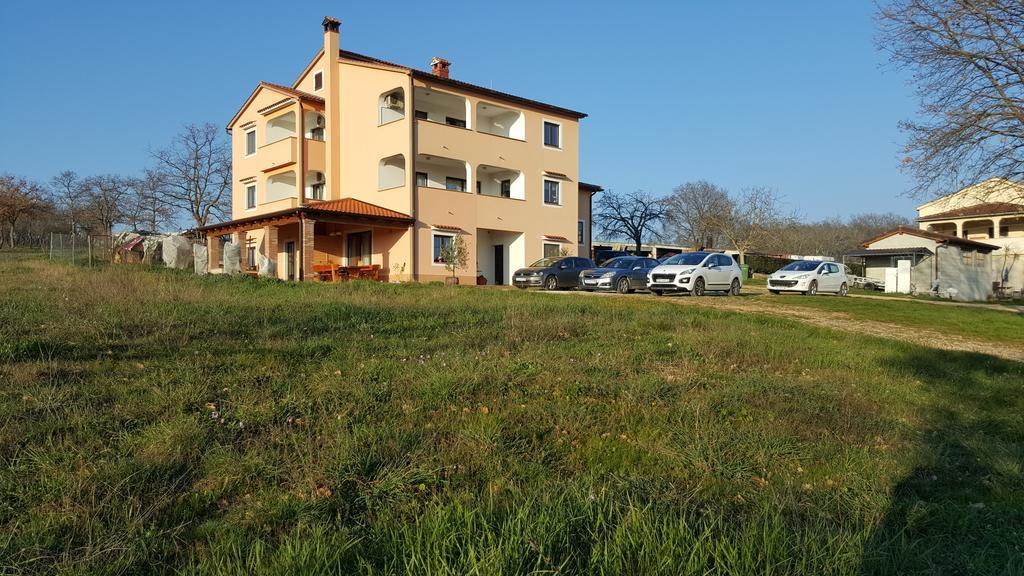 Apartment Stancija Padovan Poreč Eksteriør bilde